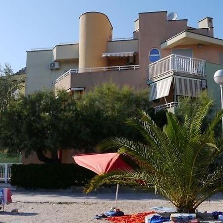 Apartman Loza クレック エクステリア 写真